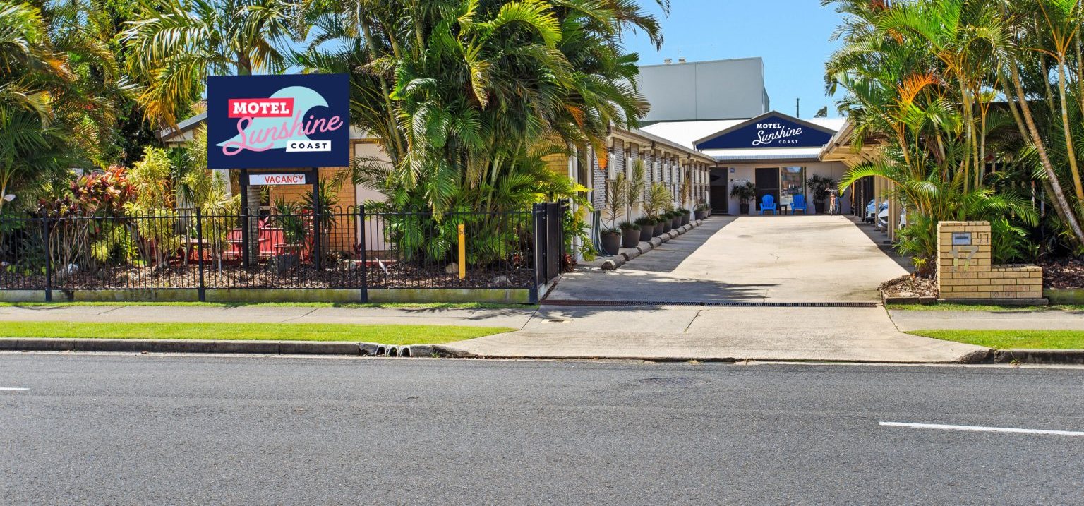 Motel Sunshine Coast street frontage, Caloundra