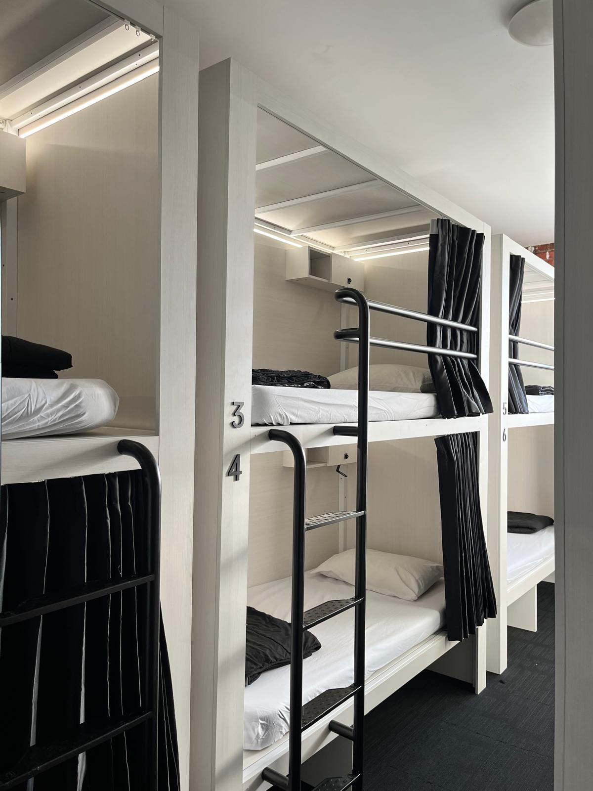 Bayside House pod